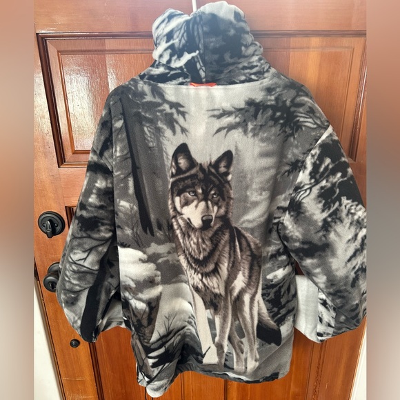 Wild Kind Wolf Jacket - Picture 2 of 6